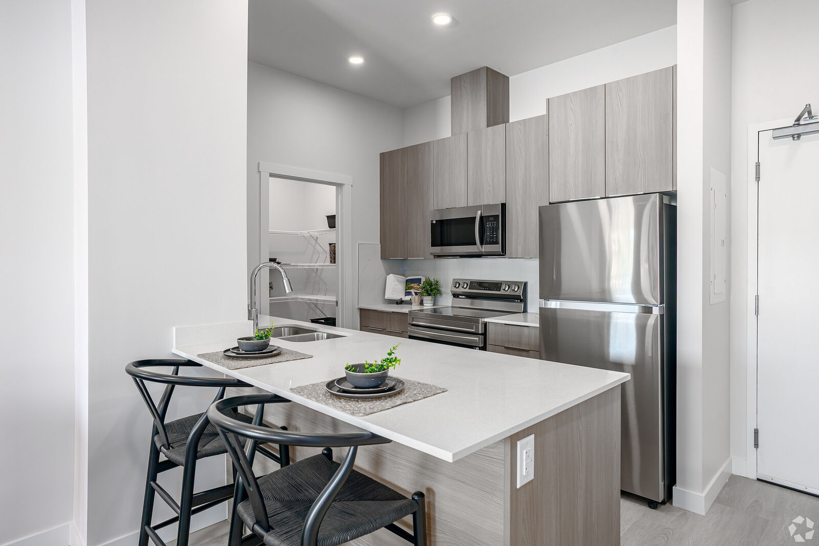 Rentfaster.ca Listing #731769