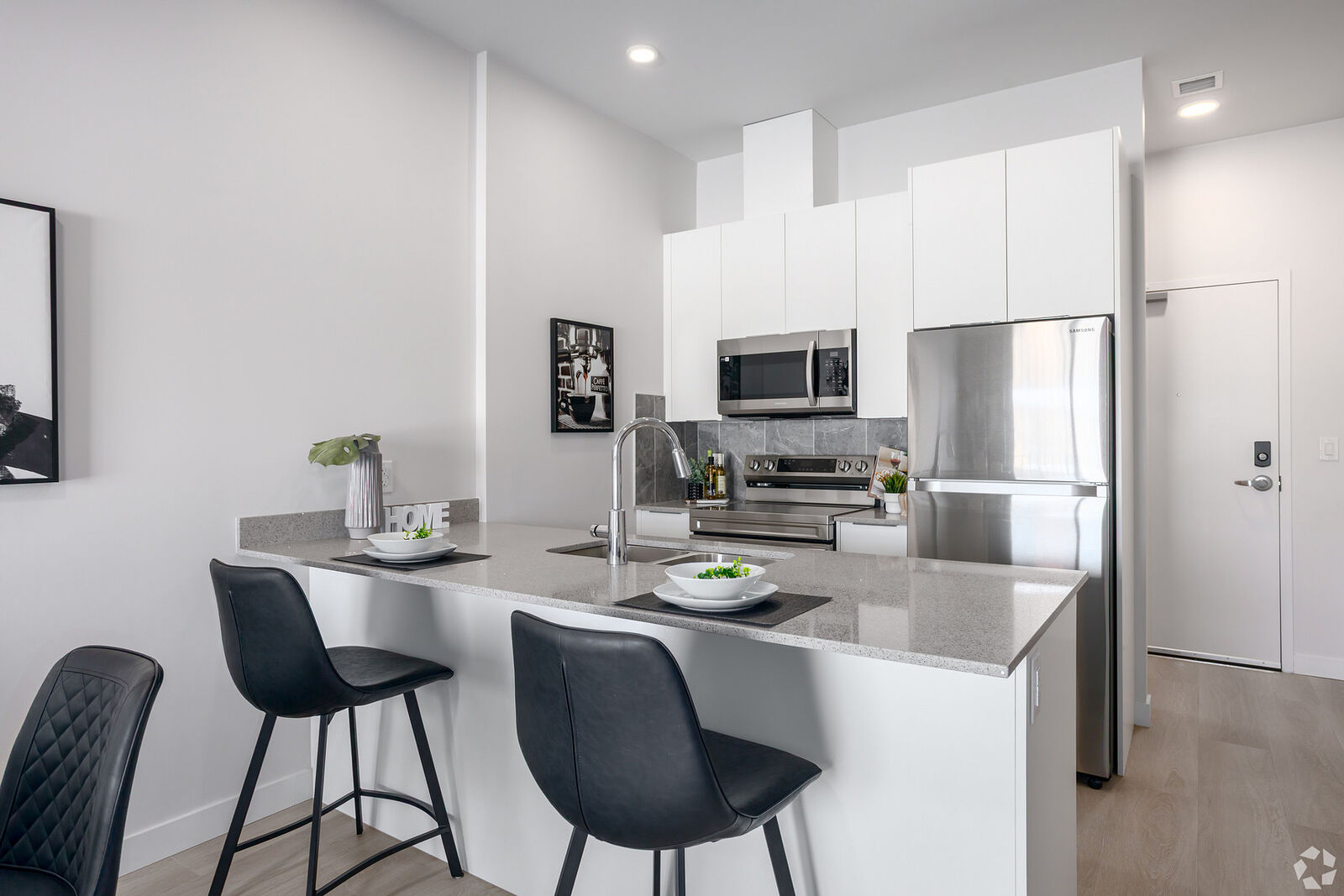 Rentfaster.ca Listing #731769