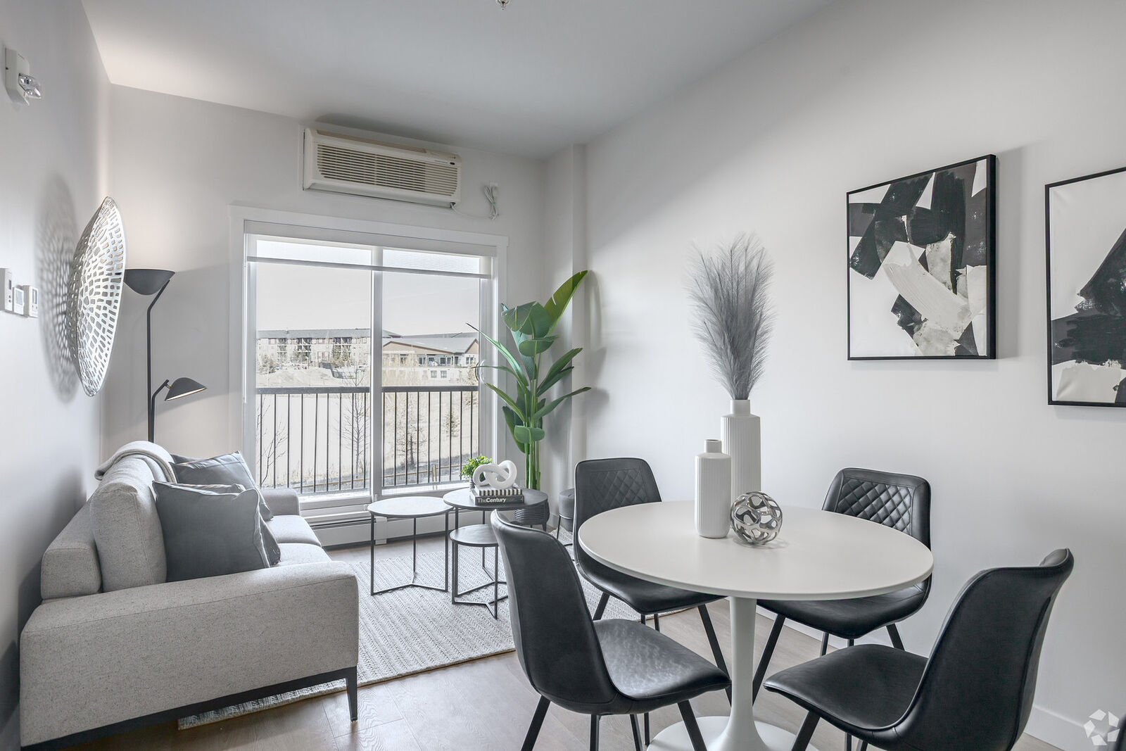 Rentfaster.ca Listing #731769